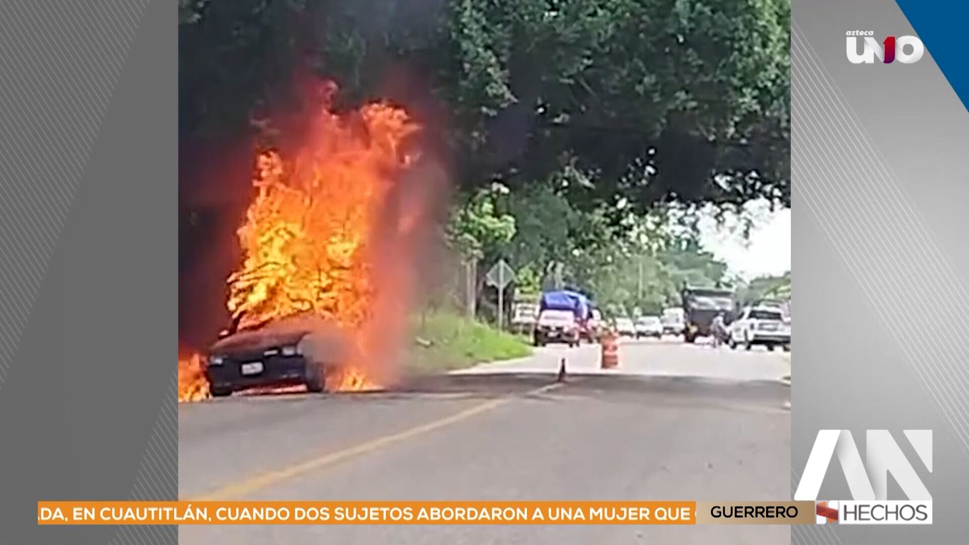 Vehículo se incendia en Ocotito por falla mecánica; descartan hecho violento