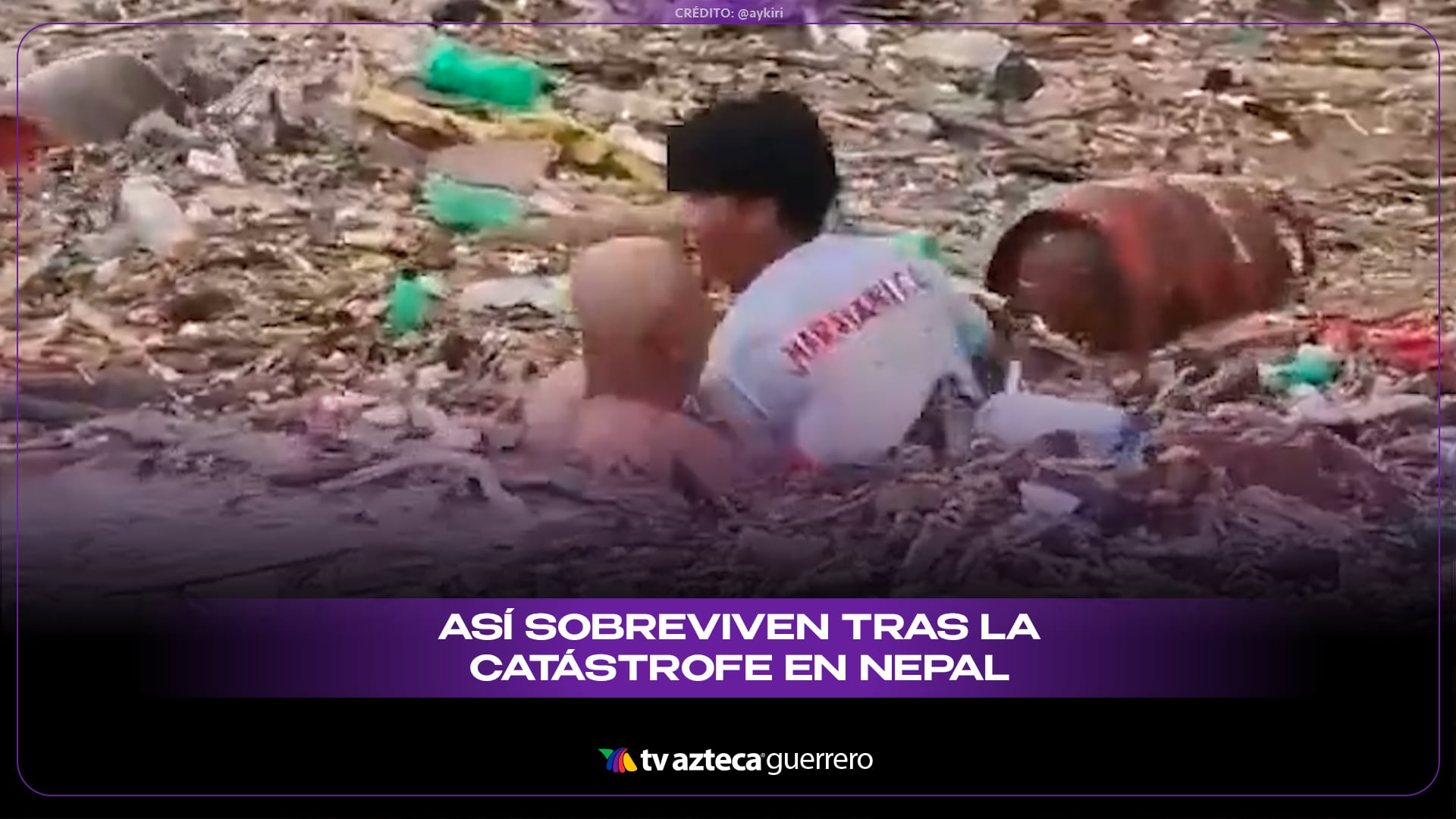 Así sobreviven tras la catástrofe en Nepal: rescatan enseres entre la devastación