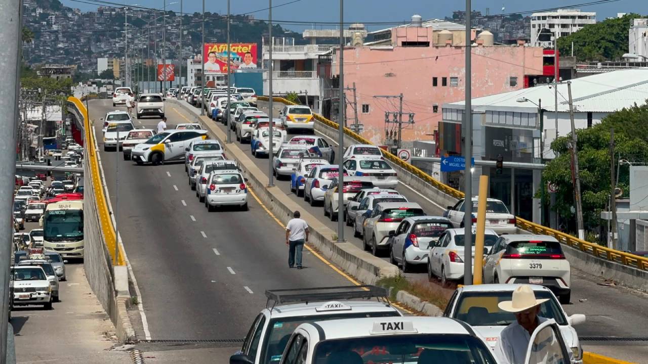 Bloqueo-Acapulco.jpg